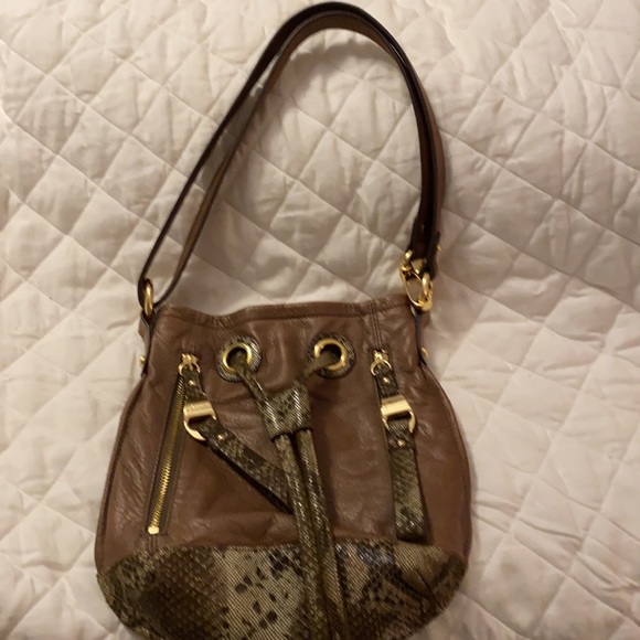 B. Makowsky Cross Body Shoulder Bag Leather Snake Embossed EUC - Picture 10 of 12